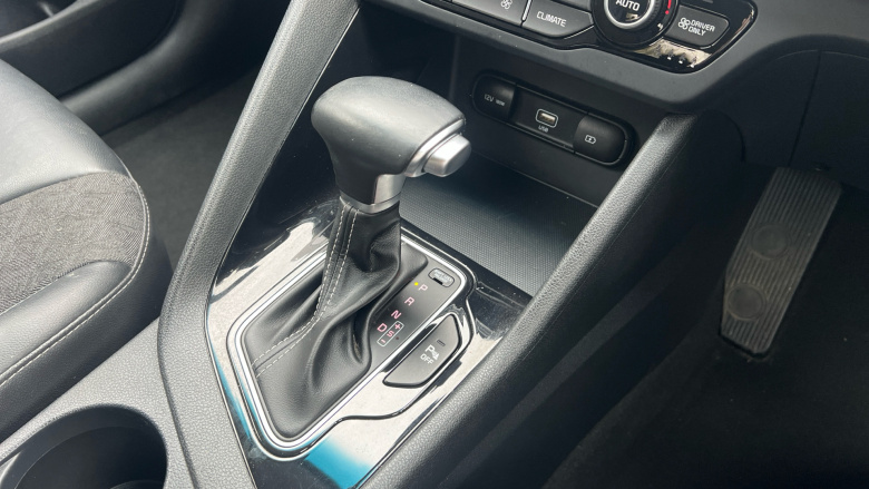 Kia Niro 1.6 GDi Hybrid 2 5dr DCT Hybrid Estate